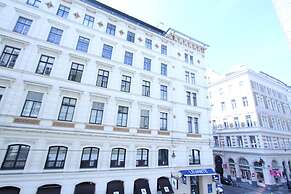 Edelweiss City Apartments State Opera