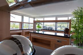 A. Emreli Suite Hotel