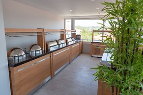 A. Emreli Suite Hotel