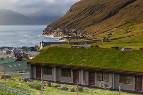 Gjaargardur Guesthouse Gjogv