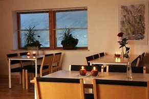 Gjaargardur Guesthouse Gjogv