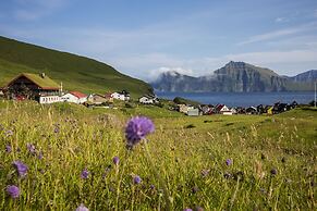 Gjaargardur Guesthouse Gjogv