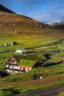 Gjaargardur Guesthouse Gjogv