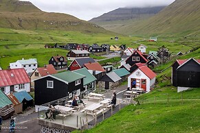 Gjaargardur Guesthouse Gjogv