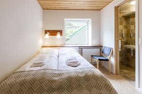 Gjaargardur Guesthouse Gjogv