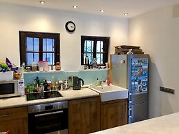 2-Bedrooms Apartment Puerto Banus-Beach