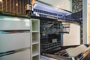 Seven Stars Apartments