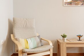 Cozy Flat in hip Koukaki