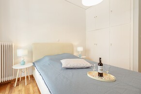 Cozy Flat in hip Koukaki