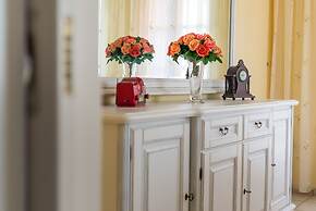 Casa di Elena Venetian Old Town Home