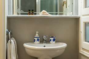 Casa di Elena Venetian Old Town Home