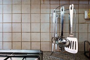 Chill & Relax Home with Pool near Beach