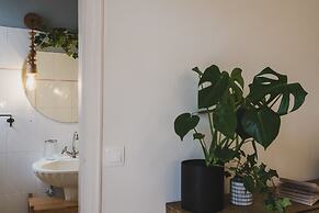 Mid-Century Modern Villa Vintage Charm