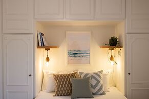 Mid-Century Modern Villa Vintage Charm