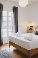 Mid-Century Modern Villa Vintage Charm