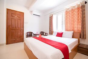Reddoorz Plus Near Thao Dien