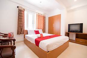 Reddoorz Plus Near Thao Dien