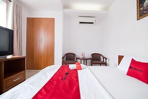 Reddoorz Plus Near Thao Dien