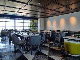 Movenpick Surabaya City