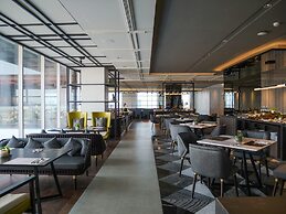 Movenpick Surabaya City