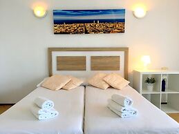 Les Terrasses De Cala Llevado