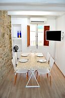 Modern Loft in The Historical Town