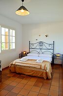 Blanca Paloma Holiday House