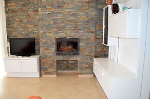 Santa Flora Holiday House