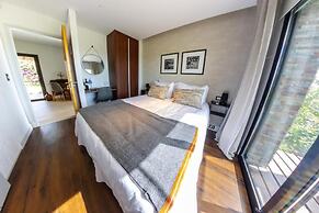 Pizzorno Lodge & Wine