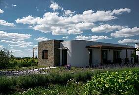 Pizzorno Lodge & Wine