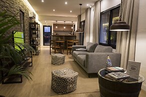 Pizzorno Lodge & Wine