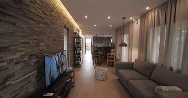 Pizzorno Lodge & Wine