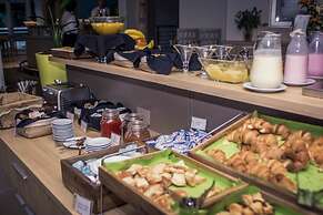 Maran Suites & Towers - Hotel & Spa