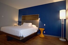 Tru by Hilton Oklahoma City NW Expressway
