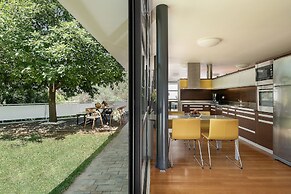 Villa 7 Masterwork Contemporary