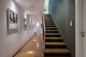 Villa 7 Masterwork Contemporary