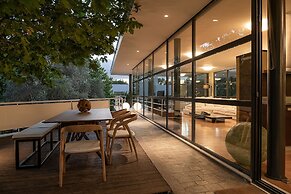 Villa 7 Masterwork Contemporary