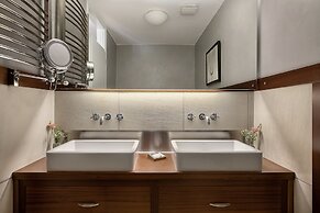 Villa 7 Masterwork Contemporary