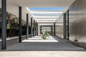 Villa 7 Masterwork Contemporary