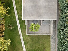 Villa 7 Masterwork Contemporary