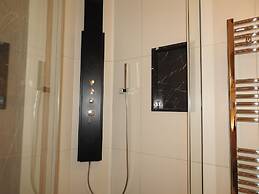 Hedoné Design Experience B&B