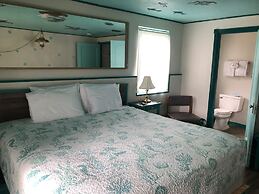 Florence Lighthouse Inn