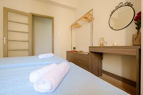 Home with Courtyard in Heart of Old Town