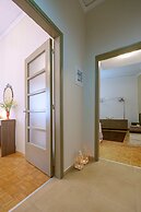 Home with Courtyard in Heart of Old Town