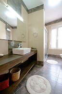 Home with Courtyard in Heart of Old Town