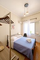 Home with Courtyard in Heart of Old Town