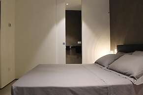Golden Suites 50