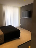 Golden Suites 50