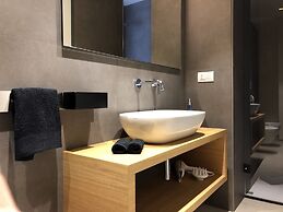 Golden Suites 50