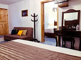 Hostal Plaza Central